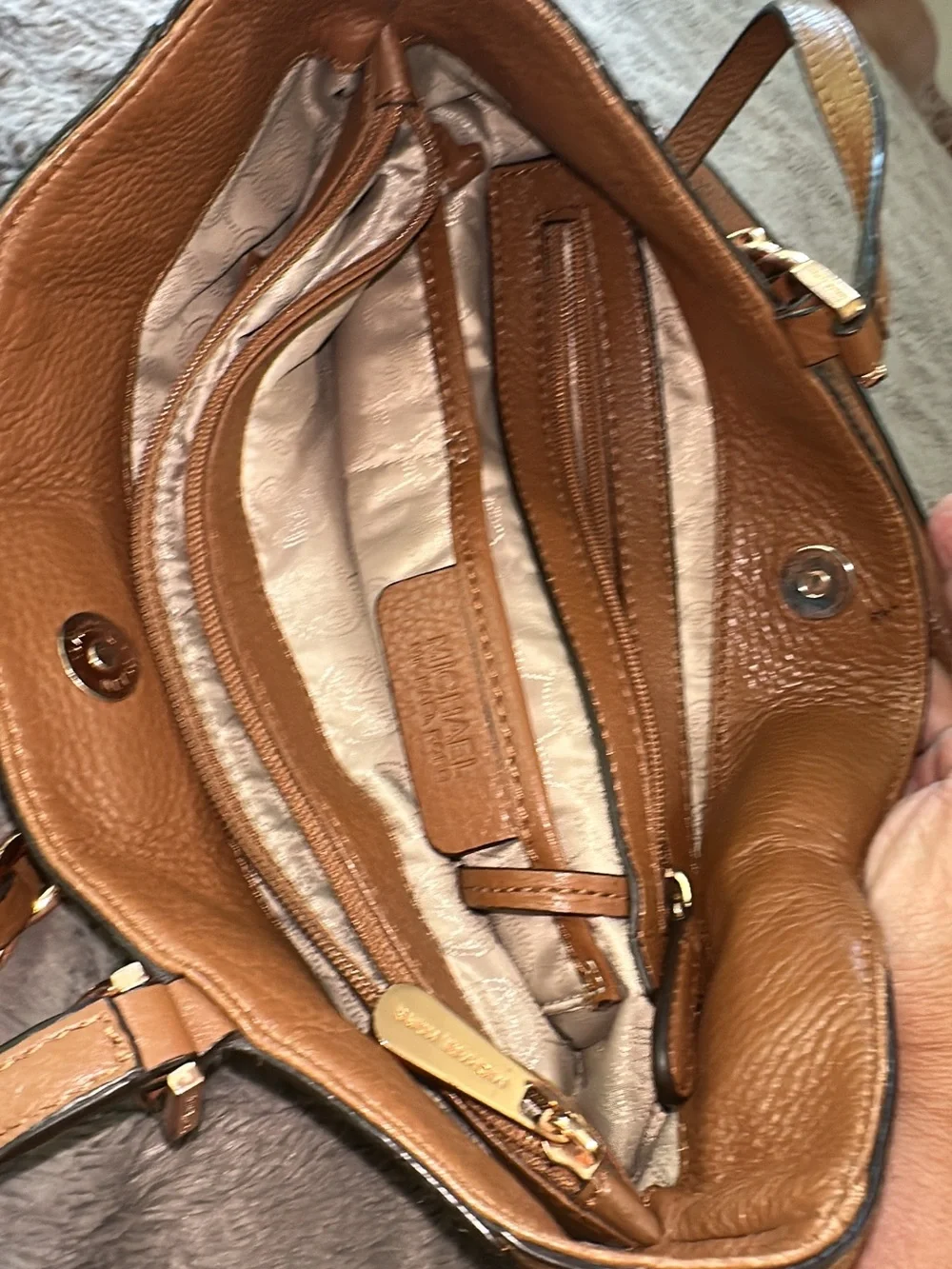 Michael Kors Harper Luggage Brown Leather Medium North South Tote. (Bags 21)